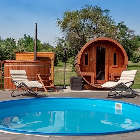 Hotel Rozmaring Vendeghaz Zengővárkony Exteriér fotografie