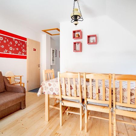 Hotel Rozmaring Vendeghaz Zengővárkony Exteriér fotografie