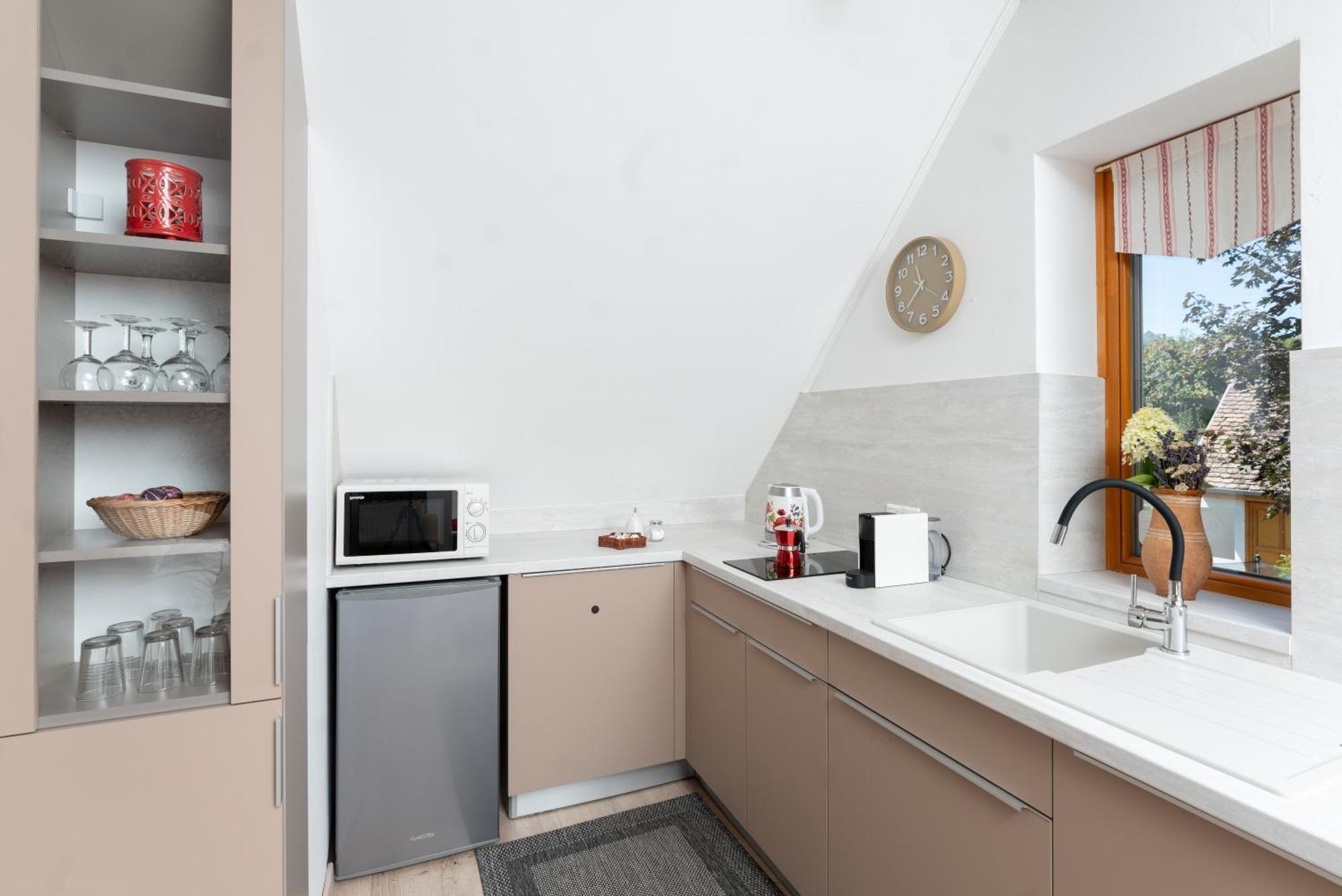 Hotel Rozmaring Vendeghaz Zengővárkony Exteriér fotografie