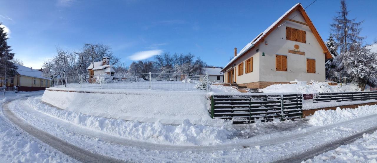 Hotel Rozmaring Vendeghaz Zengővárkony Exteriér fotografie